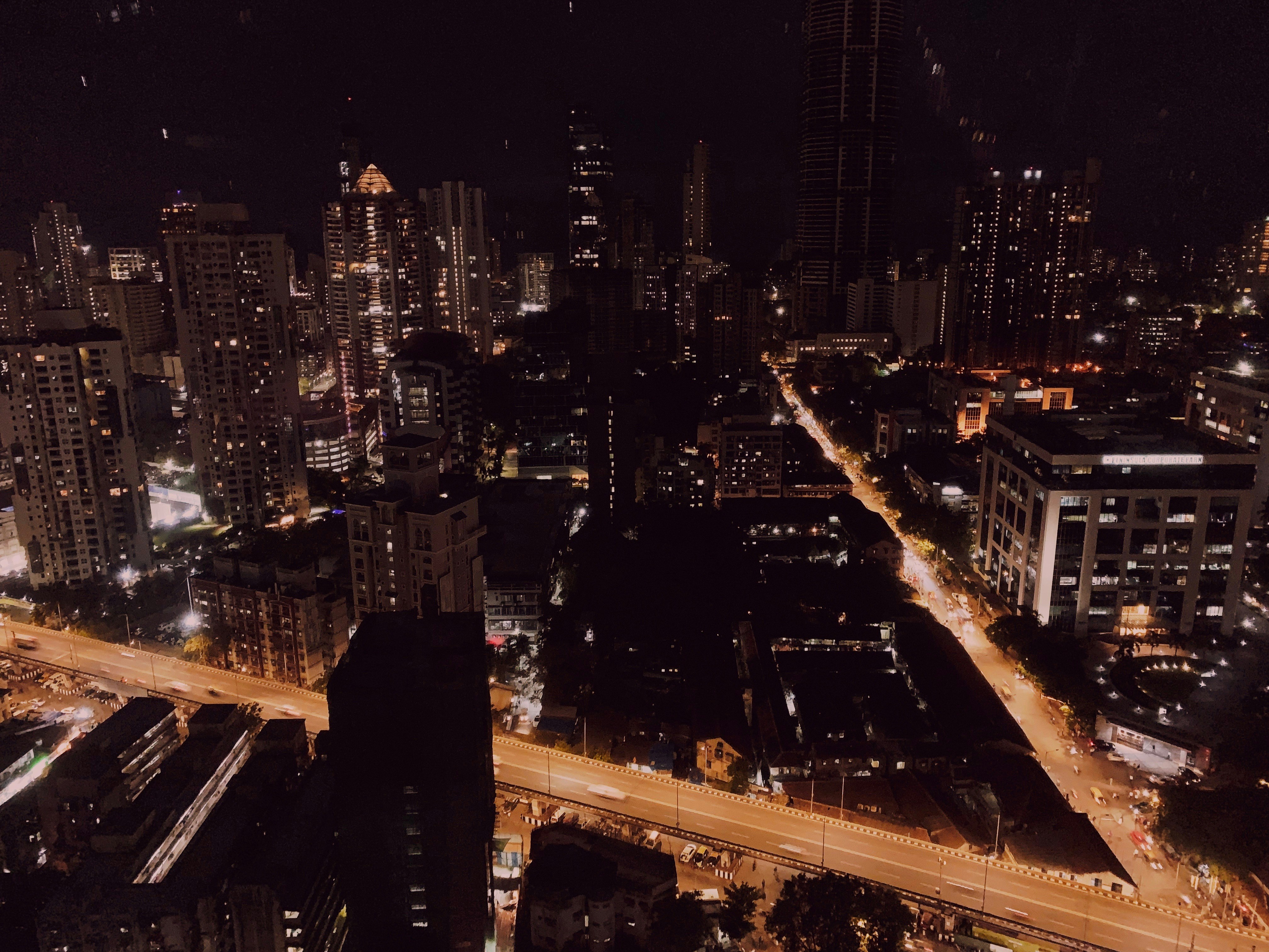 Experience the magic of Mumbai after dark.